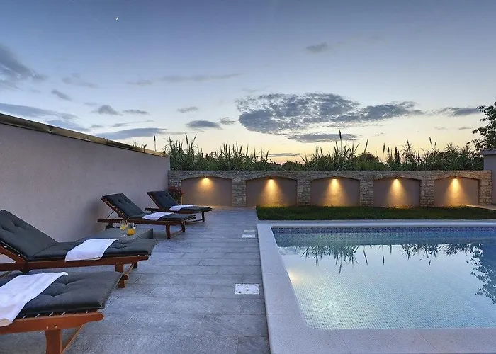 빌라 Nika 스틴잔